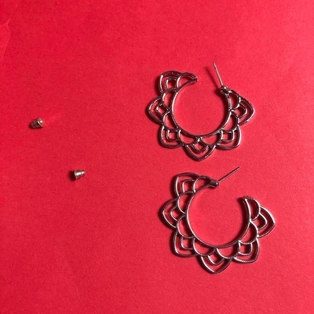 Metal Mandela  earrings 🖤🤍​​​​​​​​​​​​​​​​​​​​​​​​